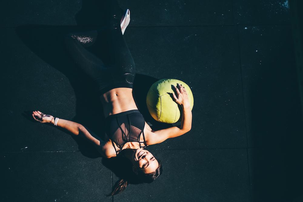 Red Light Therapy Before or After Your Workout: Which is Better? - Rouge Care