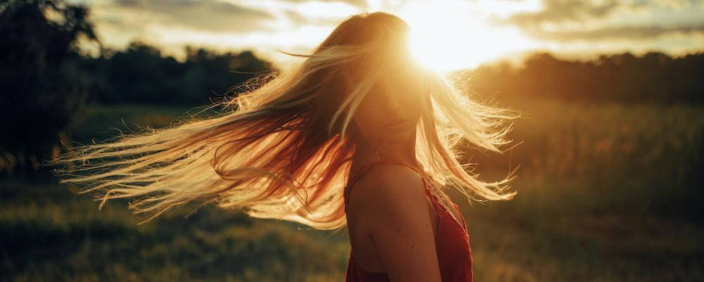 Red Light Therapy, Vitamin D, and COVID-19: A Crucial Connection? - Rouge Care
